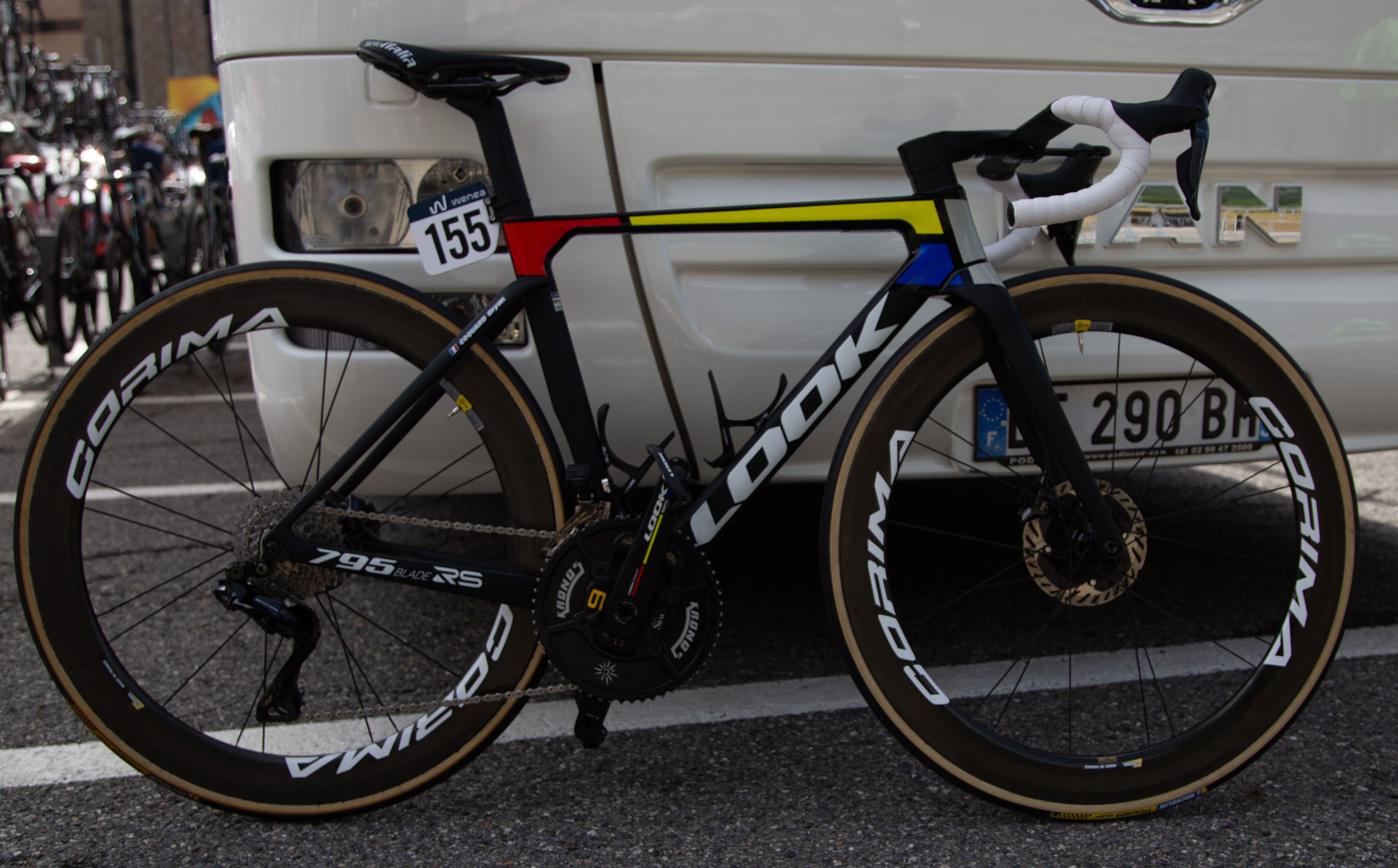 Cofidis 795 Look Blade RS Bryan Coquard s pro bike with Shimano